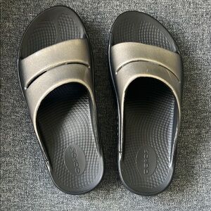 Oofos Women’s Chai Slide Sandals